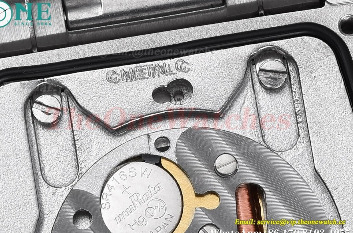 White Bracelet Diamond Bezel Tank K11F SS On Dial Must Quartz 0102